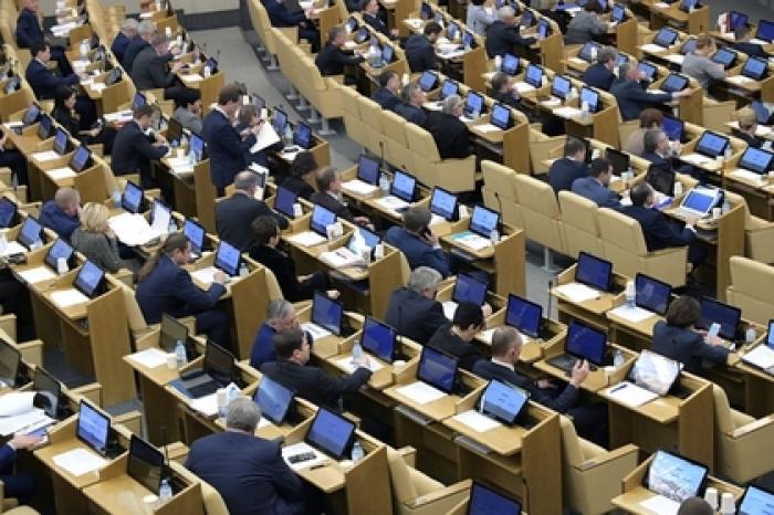 В Госдуме разрешили СМИ врать раз в год