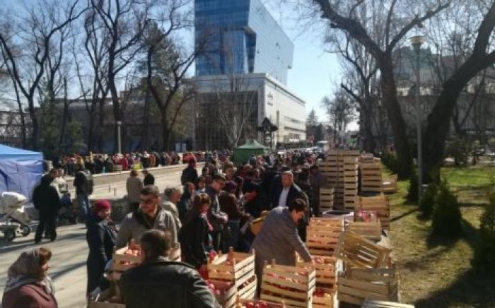 В Кишиневе пройдет еще одна ярмарка отечественных фруктов