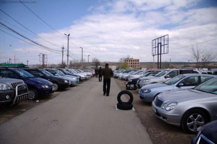 До конца года отремонтируют один из крупнейших авторынков Молдовы