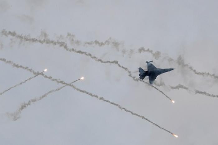Истребитель подбил сам себя на военных учениях