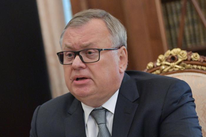 Костин обсудил с журналистом CNBC Мюллера и Украину