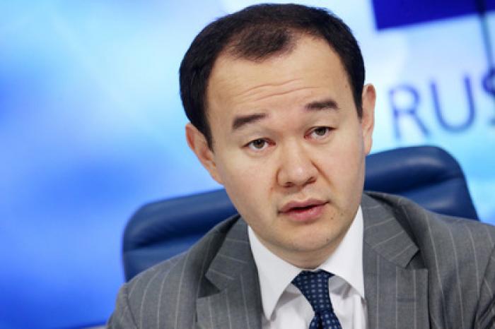 Побитый футболистами чиновник Пак обиделся на слово «китаец»