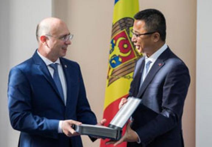 ​PREMIERUL PAVEL FILIP S-A ÎNTÂLNIT CU O DELEGAȚIE A OAMENILOR DE AFACERI CHINEZI
