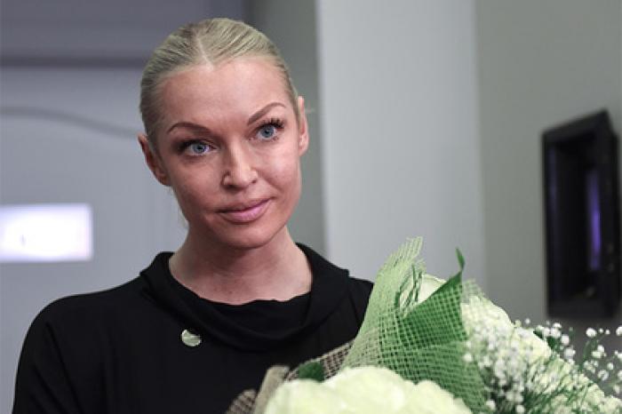 Пригожин попросил Волочкову не открывать рот после совета уезжать из России
