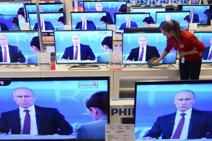 Роскомнадзор пояснил удаление новостей о ругательном граффити про Путина