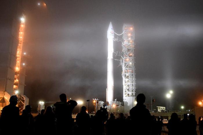 Ступень Atlas 5 взорвалась на орбите