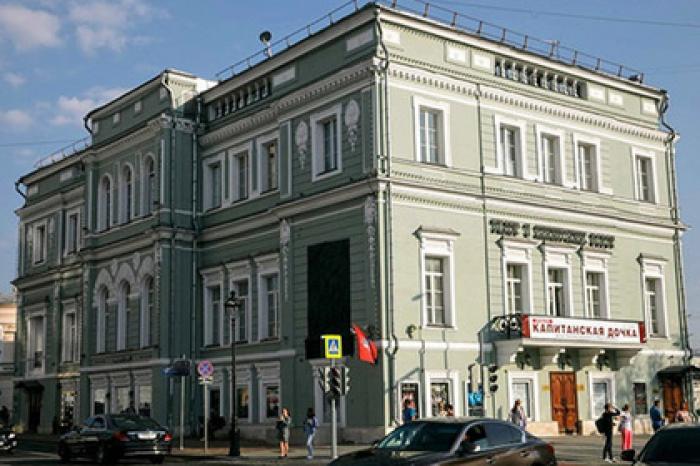 Театр «У Никитских ворот» опечатали приставы