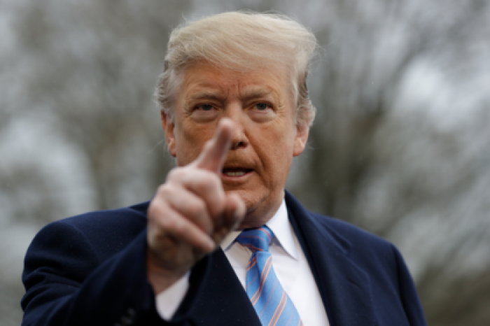 Трамп захотел поставить журналистов на колени