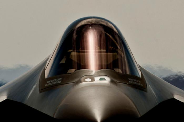 В США заподозрили Россию и Китай в охоте за утонувшим F-35A