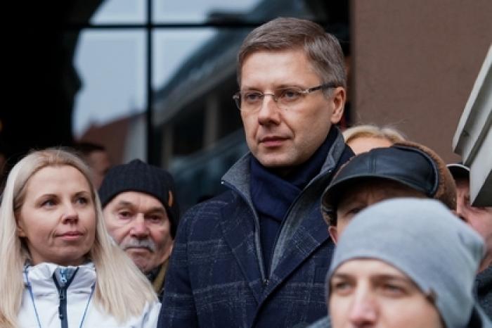 Защищавшего русских мэра Риги уволили