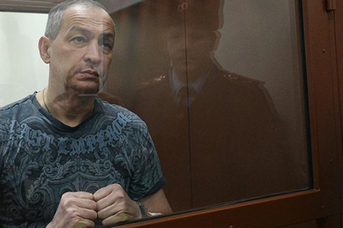 Голодающего в СИЗО Шестуна уличили в получении 27 килограммов еды