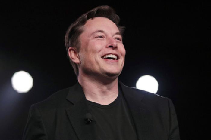 Илона Маска раскритиковали за шутку о сексе в Tesla