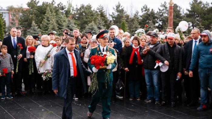 Марш Победы, организованный партией "Шор" собрал 15 000 человек