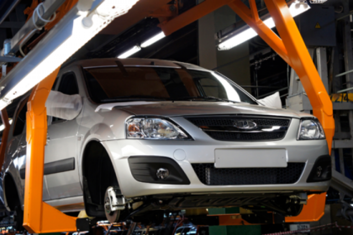 Россиянам придется вернуть десятки тысяч Lada Largus