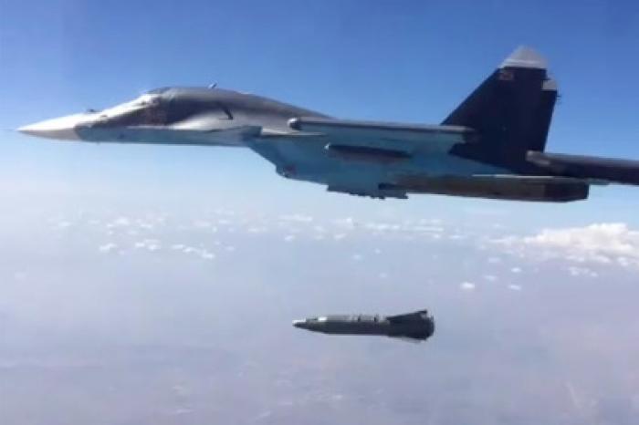 Су-34 сбросил мощнейшую бомбу