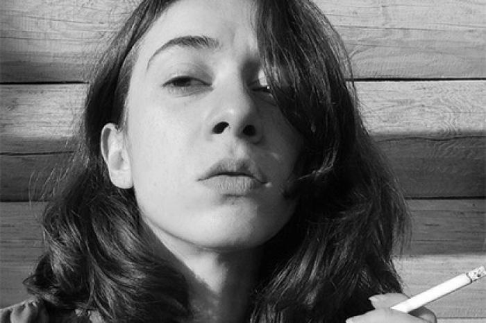 В Москве погибла выпавшая из окна 25-летняя журналистка