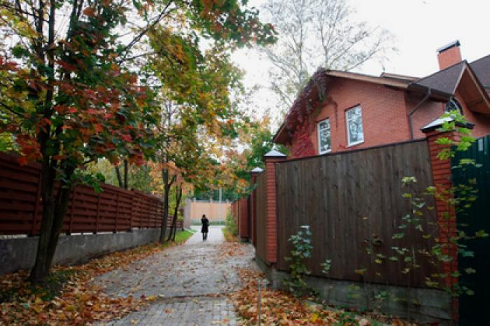 Всем желающим предложили пожить на Рублевке за полтора миллиона рублей в месяц