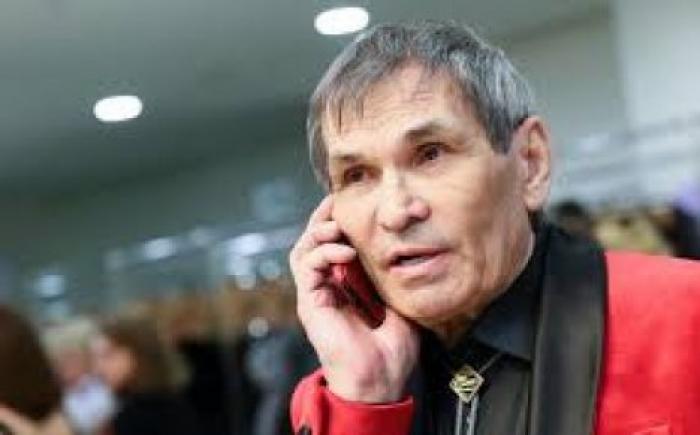 Алибасов-младший рассказал, почему отец выпил средство для чистки труб