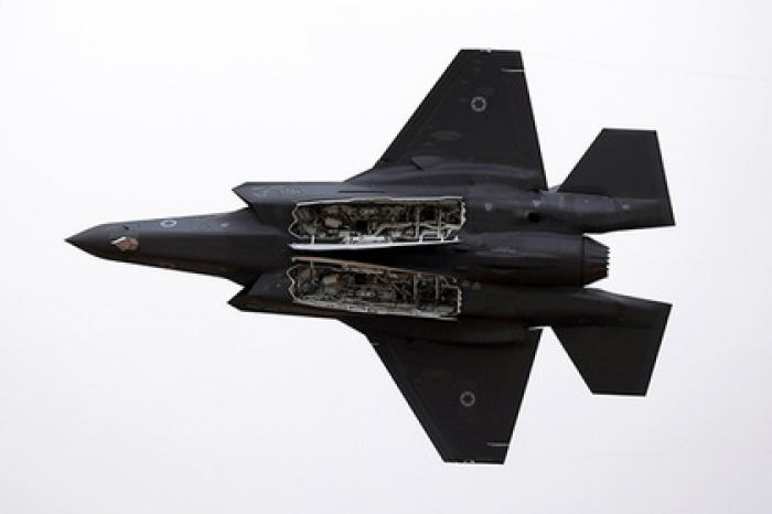 F-35 притворится «агрессивными» J-20 и Су-57