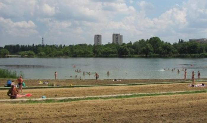 Купаться запрещено: в некоторых столичных озерах нашли кишечную палочку