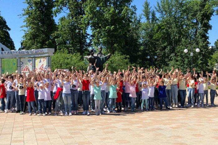 Масштабный экофлешмоб прошел в Подмосковье