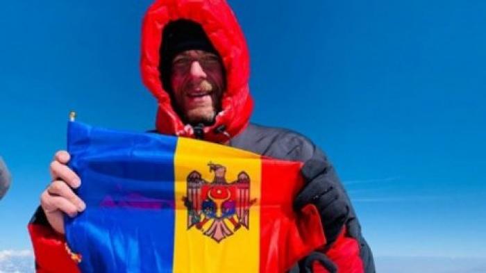 Молдаванин Мирча Бачу покорил Эверест