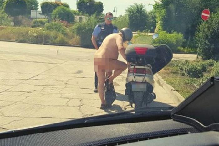 Немецкая полиция показала фото голого мужчины и поглумилась