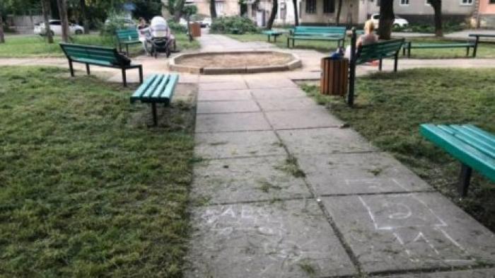 Обустройство сквера по улице Георге Кошбук планируют завершить до конца августа