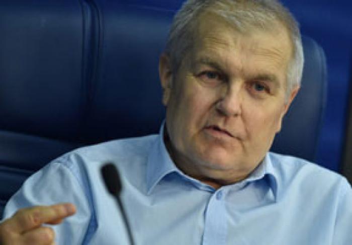 POLITOLOG: CONFRUNTAREA ÎNTRE BLOCUL ACUM ŞI PARTIDUL SOCIALIŞTILOR ESTE INEVITABILĂ, IAR FORŢELE DE DREAPTA VOR ÎNVINGE