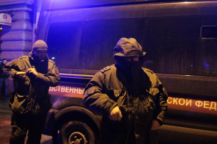 Россиянин совершил массовое убийство, обстрелял силовиков и покончил с собой