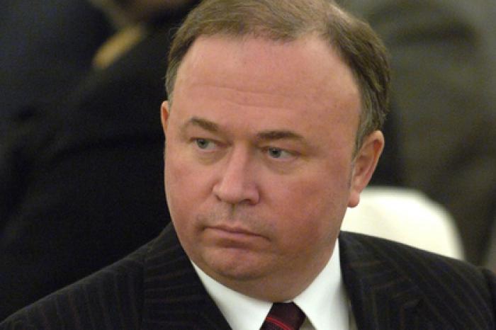 Российского телеведущего обвинили в вымогательстве миллионов у чиновника
