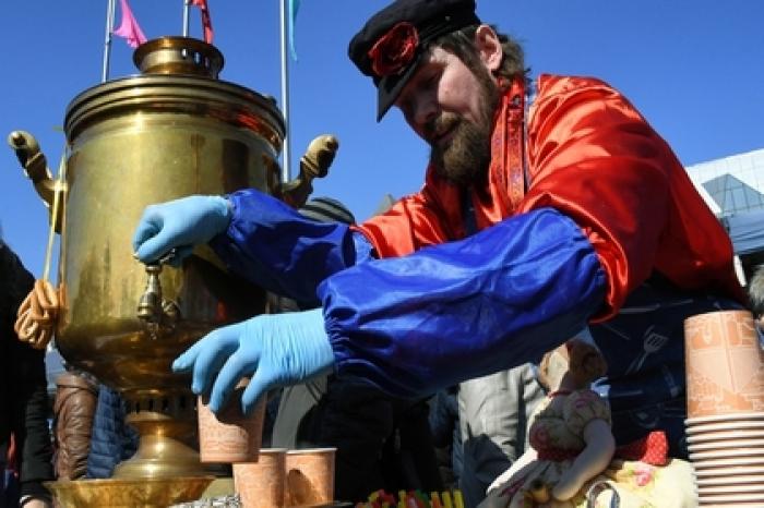 В чае нашли плесень и бактерии