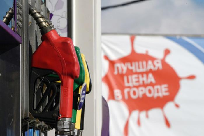 Власти перестанут сдерживать цены на бензин