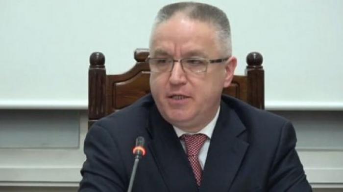 Бывший генсекретарь Борис Гылка недоволен машинами скорой помощи, купленными в прошлом году