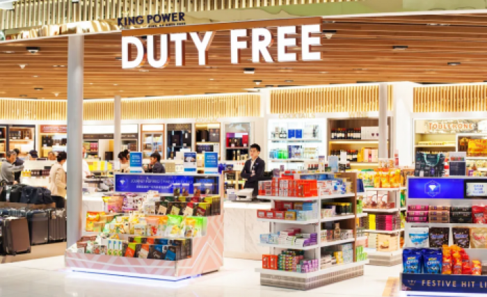 Эксперты узнали, что туристы чаще всего берут в duty free