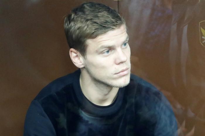Кокорин оценил пельмени из колонии