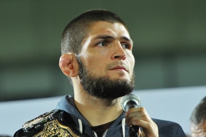 Нурмагомедов пришел на турнир UFC в качестве зрителя и ввязался в конфликт
