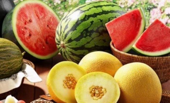 Опасные дыни и арбузы: медики назвали признаки отравления нитратами
