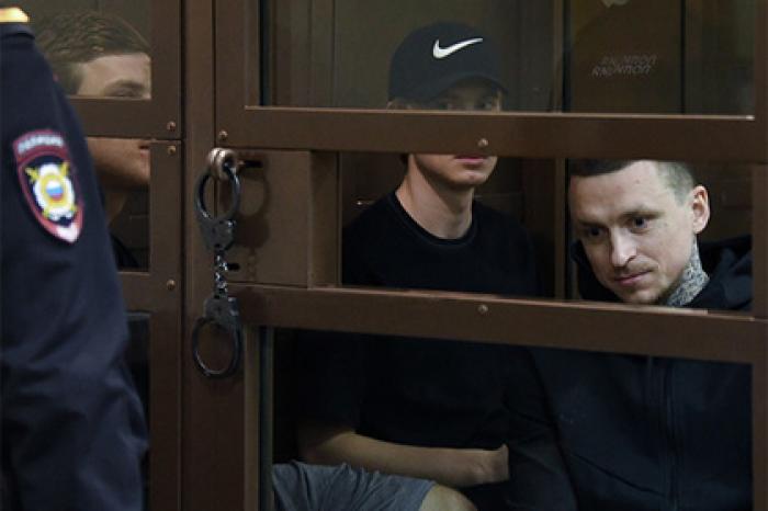 Отсидевший 13 лет футболист оценил риски для Кокорина и Мамаева в колонии