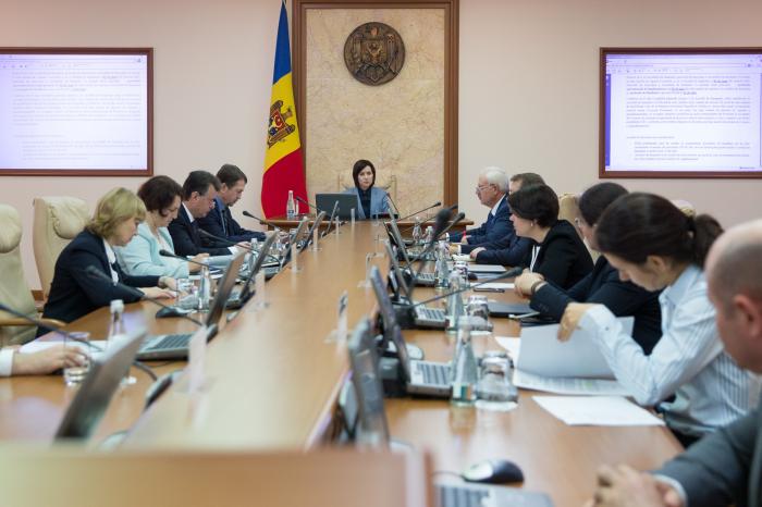 Правительство утвердило подписание Еврокомиссией трех грантов для Молдовы