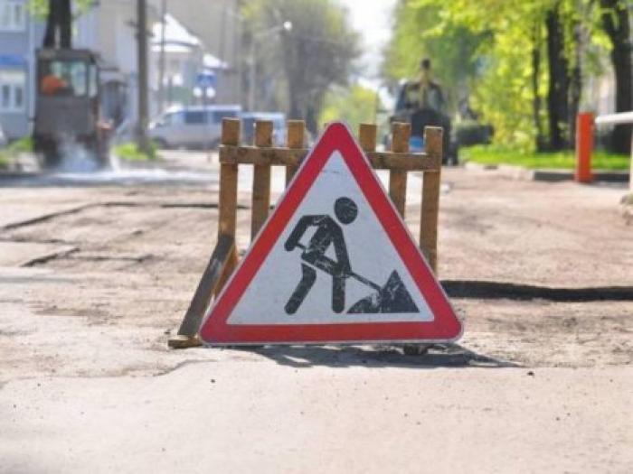 "Работа кипит только на словах": Кодряну сделал выговор руководству Exdrupo за плохой ремонт дорог