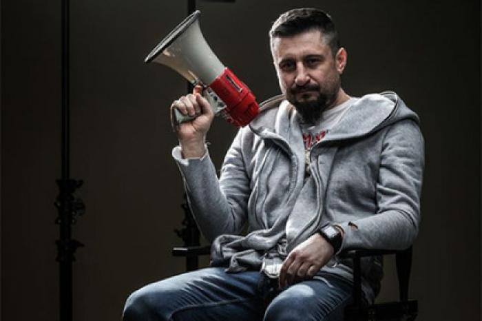 Тренер польских волейболистов пожертвовал медаль на благотворительность