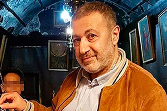 В отношении отца сестер Хачатурян возбудили уголовное дело