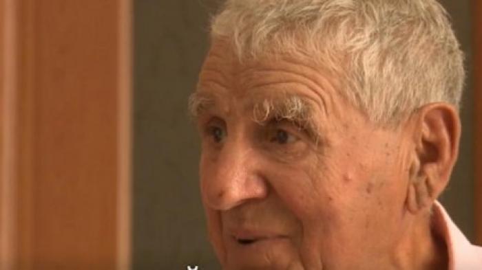 82-летнему жителю Левобережья, воспитывающего трехлетнюю дочь, грозят лишить родительских прав