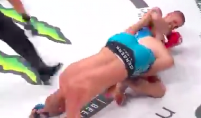 Боец MMA победил за 11 секунд и установил рекорд