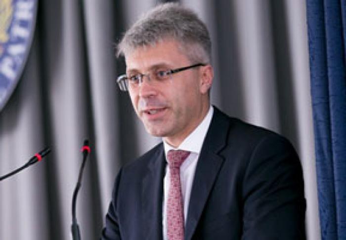 DIRECTORUL CNA: PENTRU A LUPTA CU CORUPŢIA LA NIVEL ÎNALT ESTE NECESARĂ REVIZUIREA COMPETENŢELOR CNA