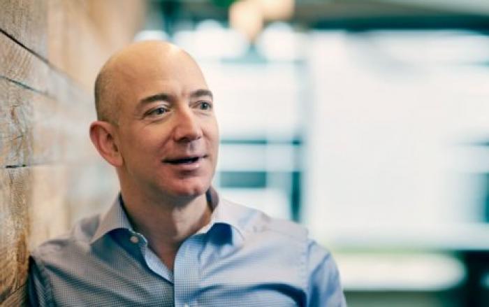 Глава Amazon продал акции компании почти на $2 млрд