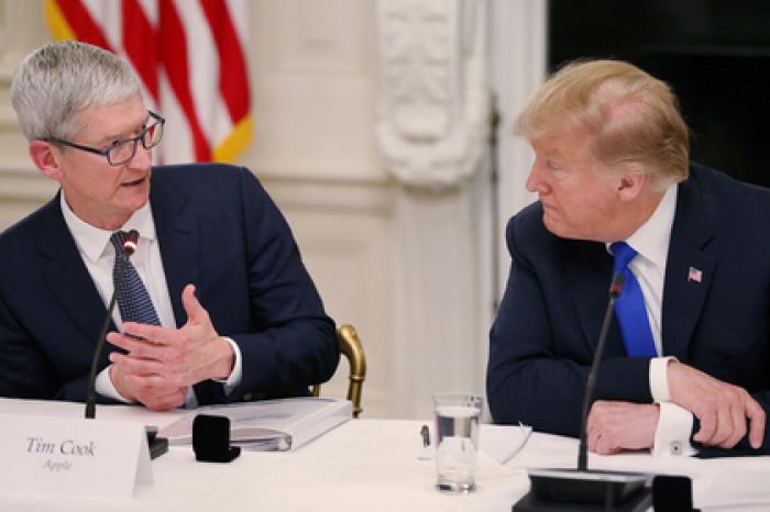 Глава Apple вступился за Китай и достучался до Трампа