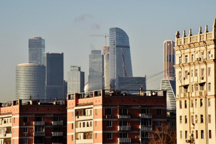 Напуганные кризисом москвичи устроили бум на рынке жилья