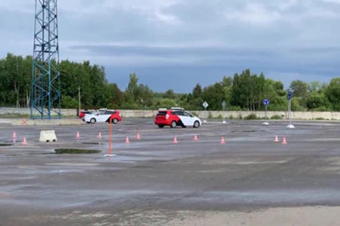 Появилось видео с полного беспилотников секретного российского полигона